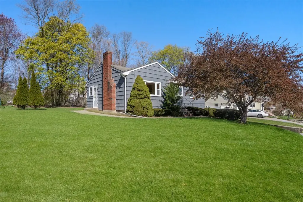 196 Hill St, Norwood, MA 02062 - #1