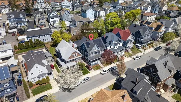 6 Hampshire St, Everett, MA 02149