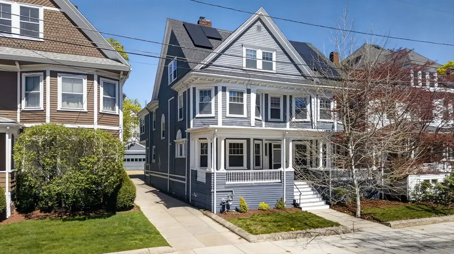 6 Hampshire St, Everett, MA 02149 - #2