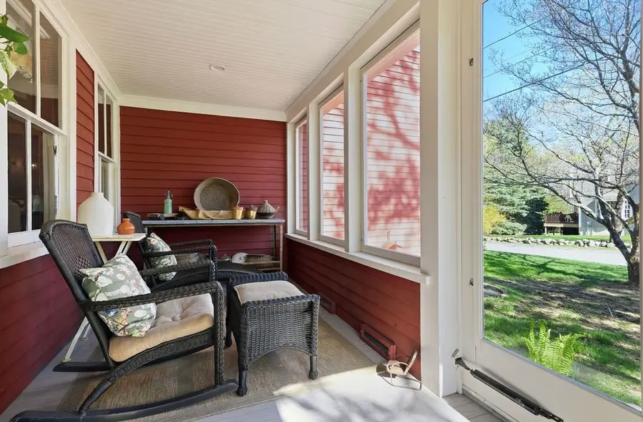 93 Chestnut St, North Easton, MA 02356 - #3