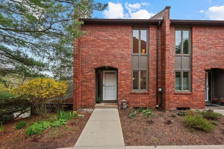 8 Sutton Ct #8, Amherst, MA 01002 - #2