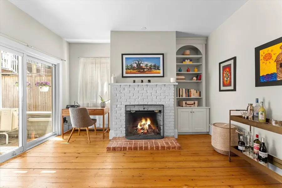 33 Mystic St #1, Boston, MA 02129 - #3