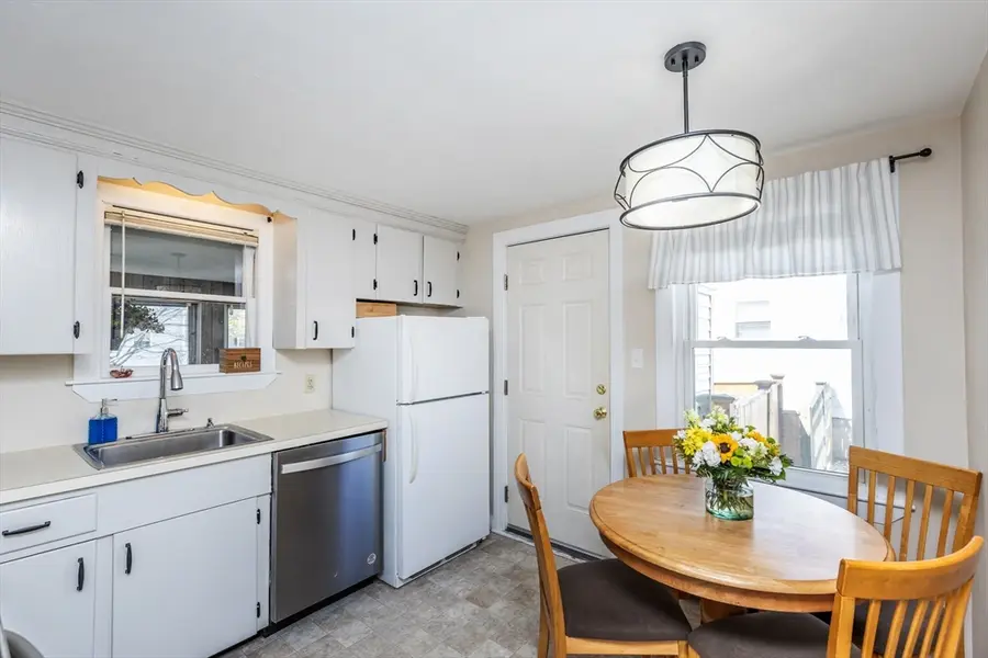 7 Linden Rd, Peabody, MA 01960 - #3