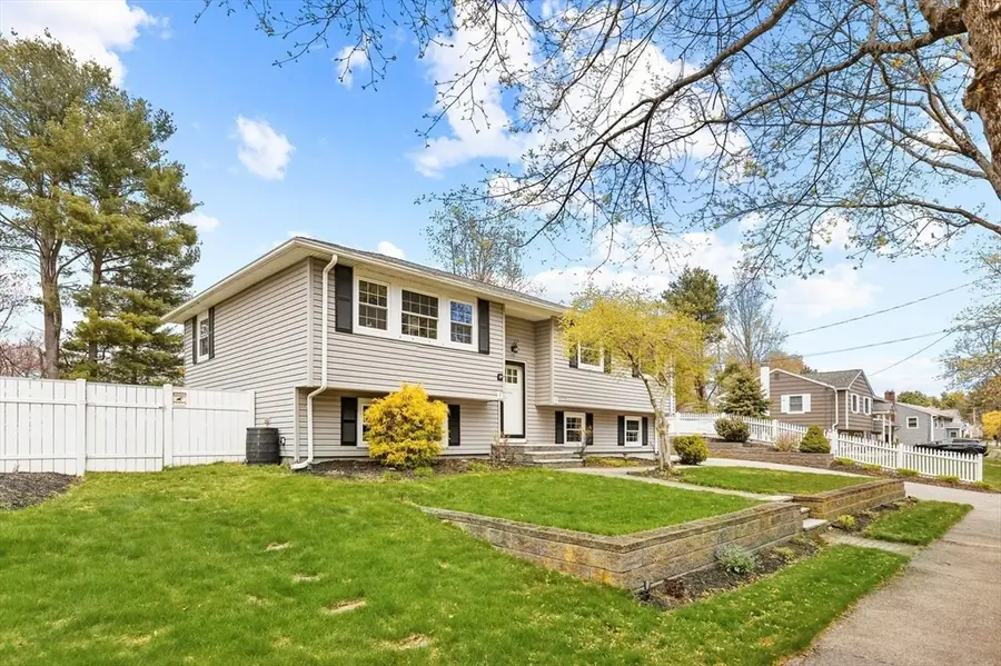 15 Fuller Rd, Middleton, MA 01949 - #2