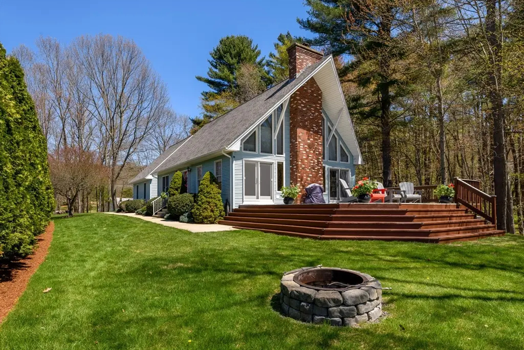 41 Smith Street, Palmer, MA 01069 - #1