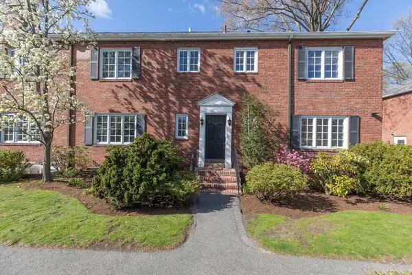 18 Still Street #25, Brookline, MA 02446