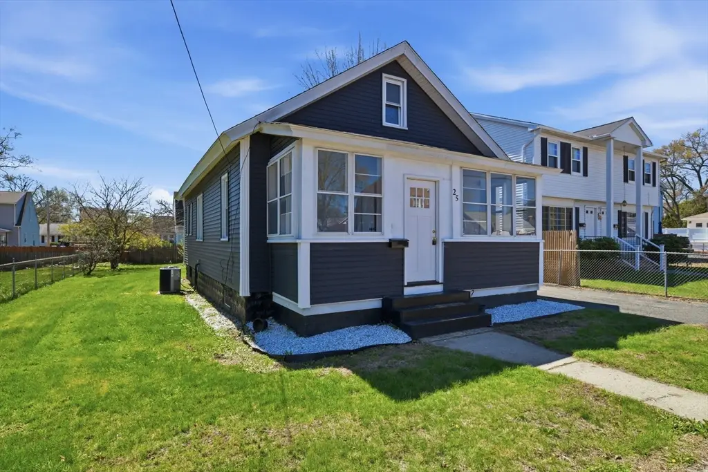 25 Victoria St., Springfield, MA 01104 - #1