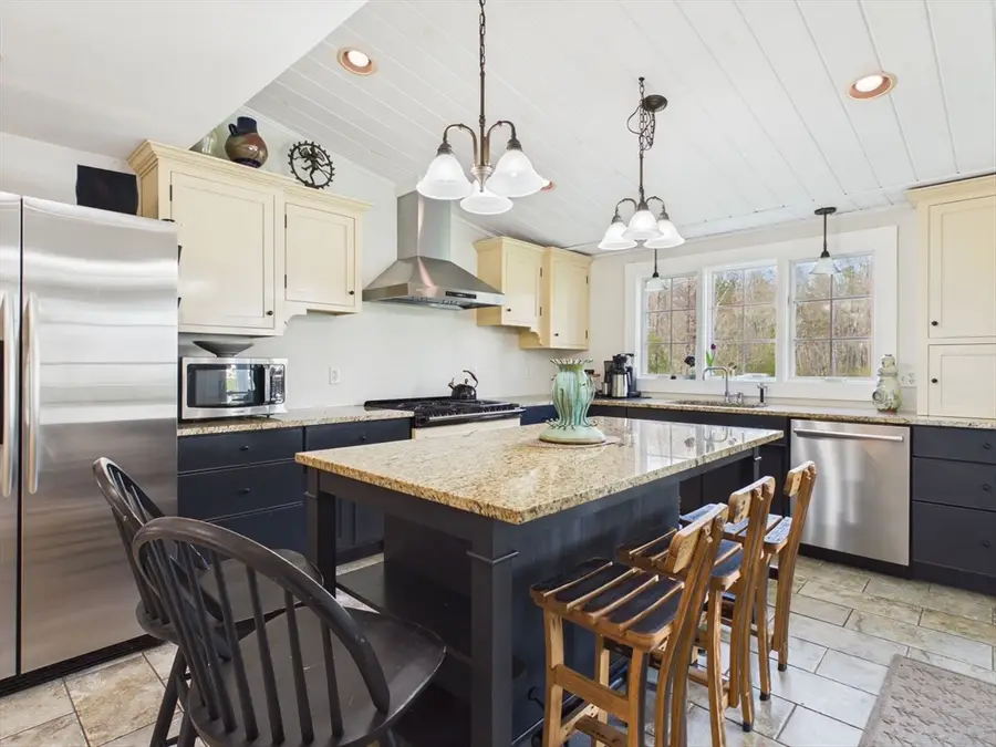 61 Canton St, North Easton, MA 02356 - #2