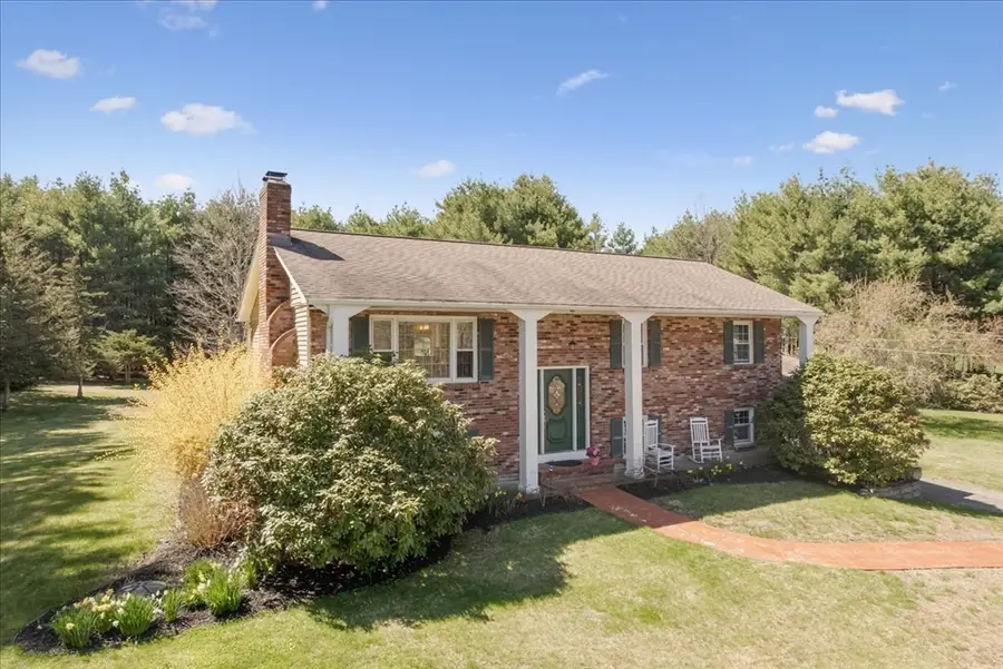 138 Benjamin Rd, Shirley, MA 01464 - #3