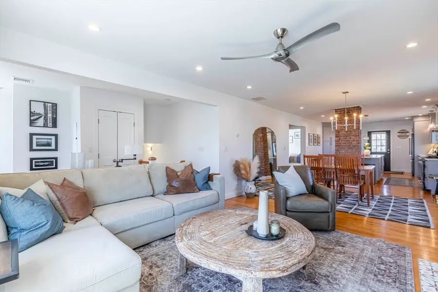 26 Shirley St #B, Winthrop, MA 02152 - #3