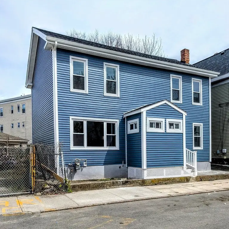 15 Bunkerhill St, Lawrence, MA 01841 - #2