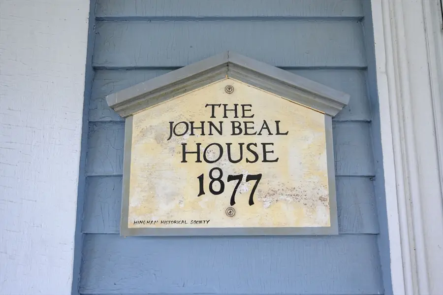 327 East St, Hingham, MA 02043 - #3