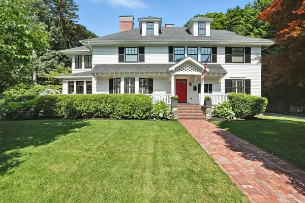 15 Winthrop Road, Lexington, MA 02421