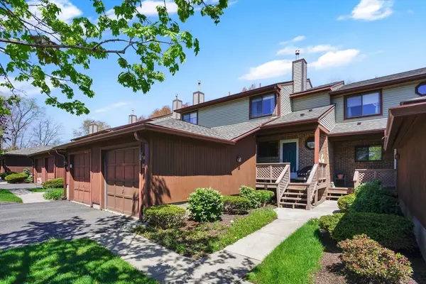 22 Ash Ln #22, Agawam, MA 01001