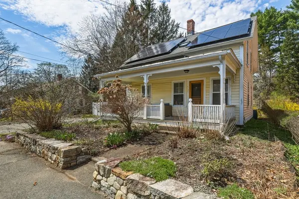 180 Summer St, Amherst, MA 01002