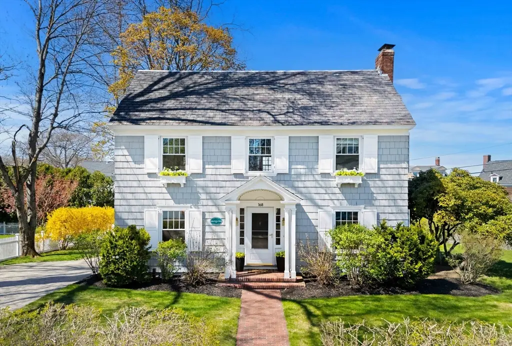 168 Hovey St, Lowell, MA 01852 - #1