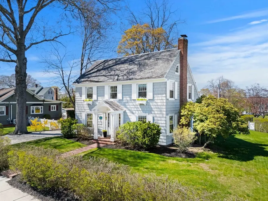 168 Hovey St, Lowell, MA 01852 - #2