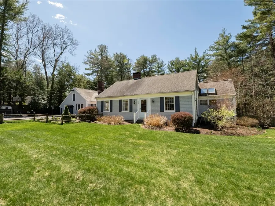 40 Pinewood Ln, Duxbury, MA 02332 - #2