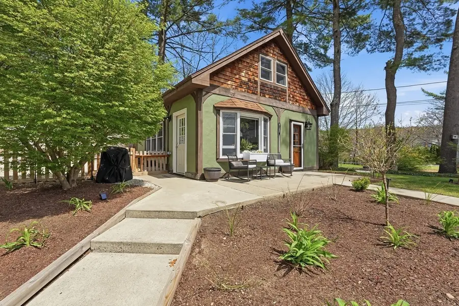 136 Flynt St, Palmer, MA 01069 - #2