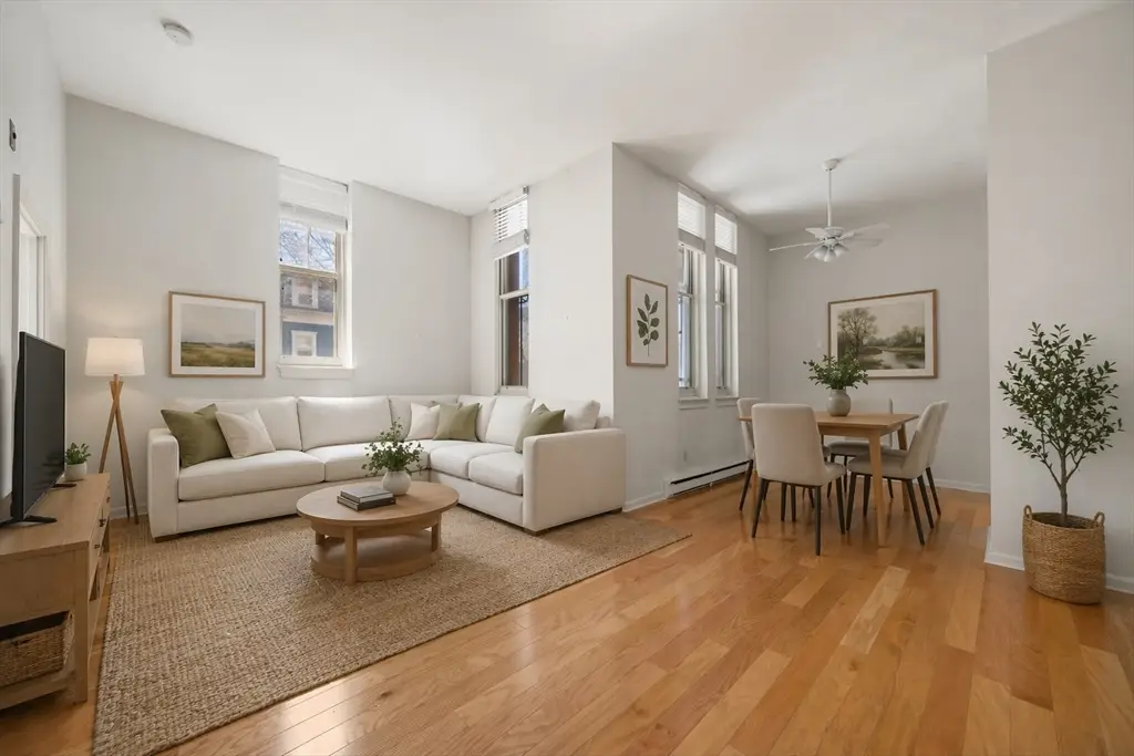 350 W 4th St #204, Boston, MA 02127 - #1