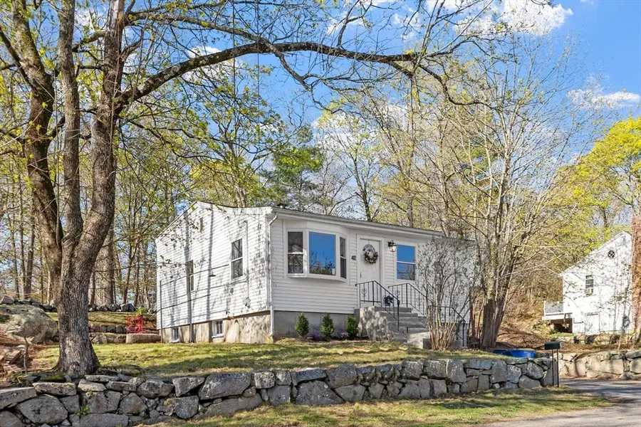 41 Maple St, Randolph, MA 02368 - #2