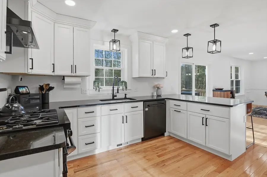 155 Turkey Hill Rd, Rutland, MA 01543 - #2