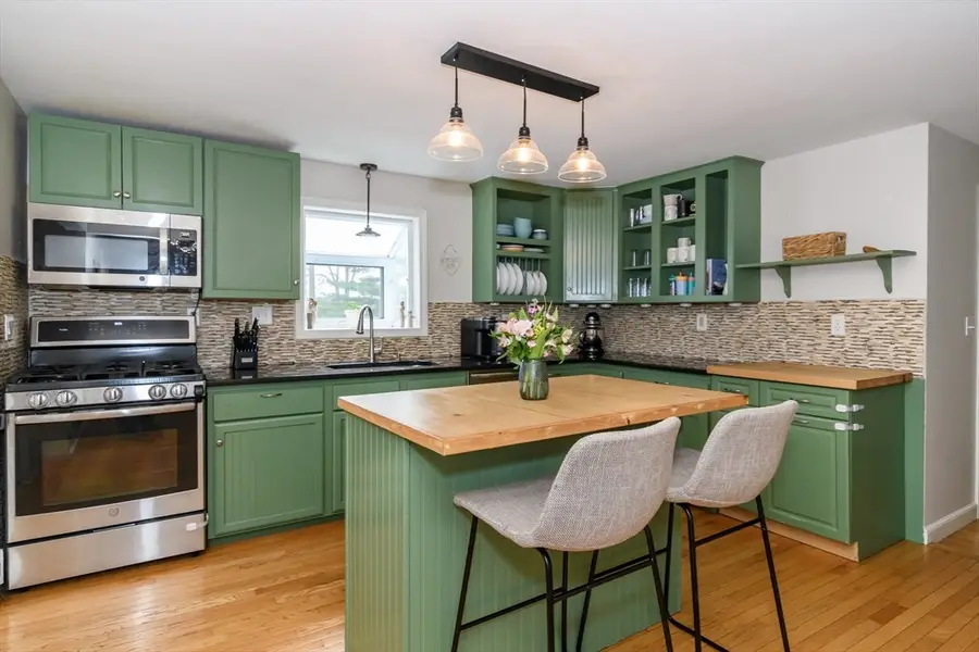 39 Old North Road, Hudson, MA 01749 - #2