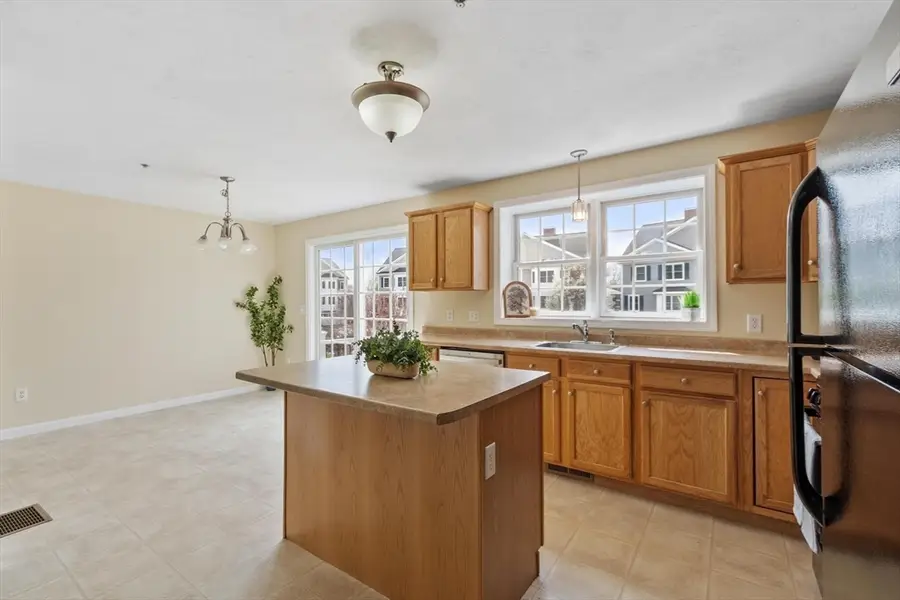 1975 Middlesex St #33, Lowell, MA 01851 - #2