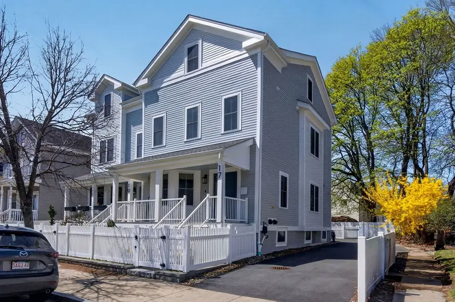 17 Manning St #17, Medford, MA 02155 - #2
