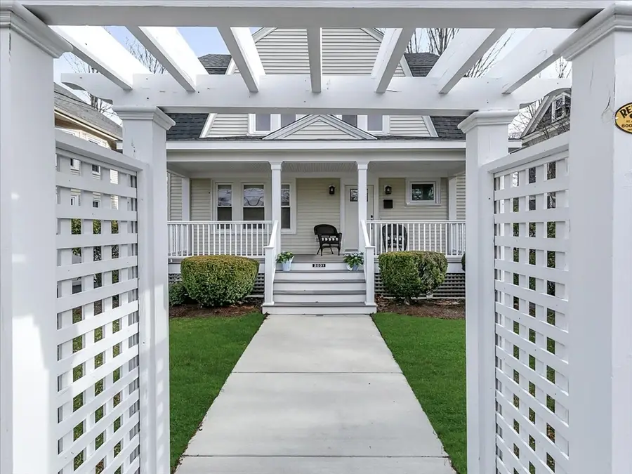 2031 Commonwealth Ave, Auburndale, MA 02466 - #2