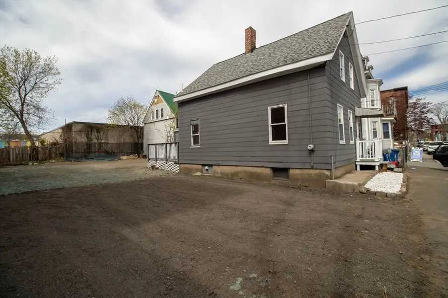 40-42 Holly St, Lawrence, MA 01841 - #2