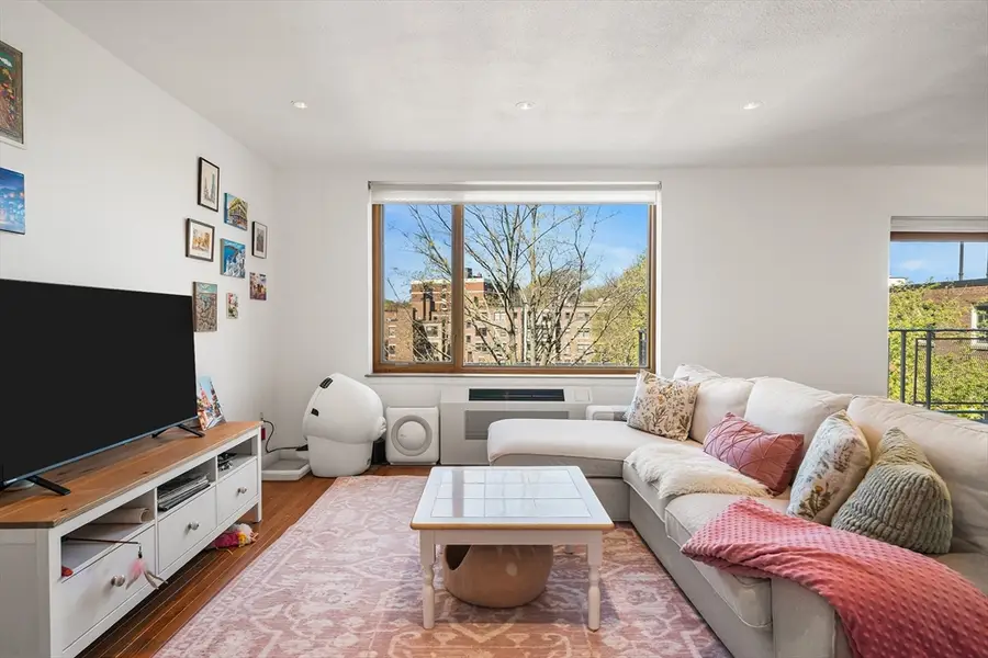 216 St Paul #502, Brookline, MA 02446 - #2