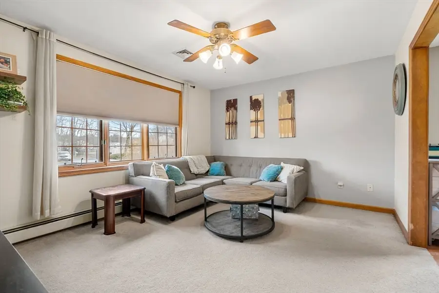 4 Dorianna Cir, Shrewsbury, MA 01545 - #3