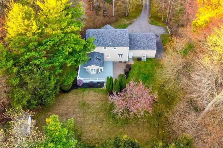 112 Taunton St, Plainville, MA 02762 - #3