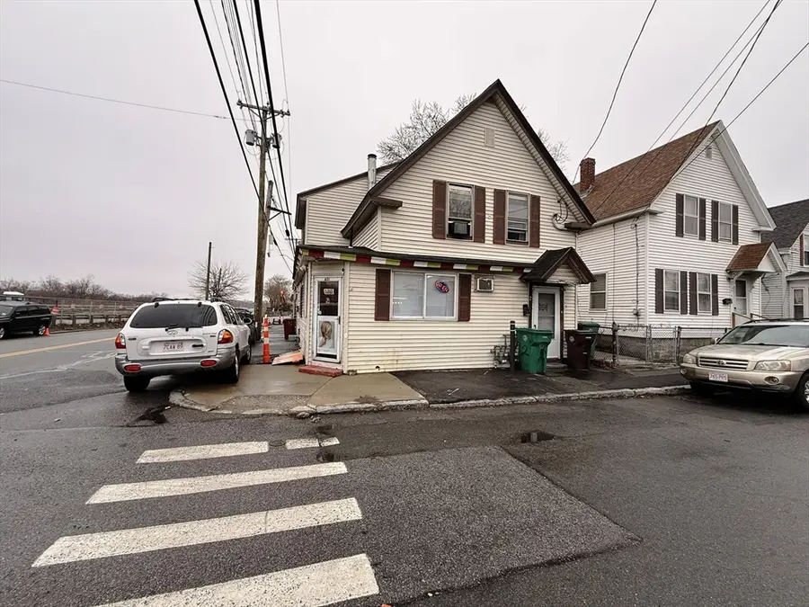 2 West Street, Lowell, MA 01850 - #2