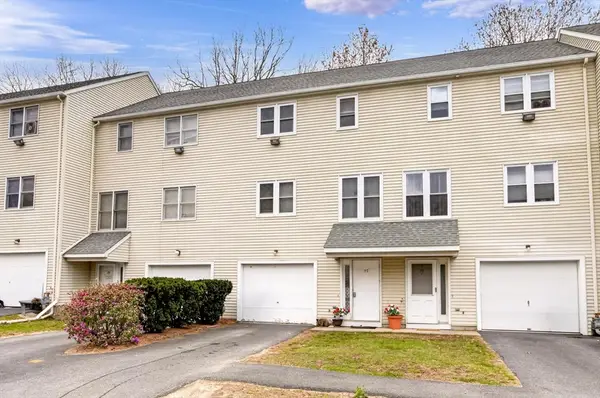 27 Towle Dr #27, Holden, MA 01520