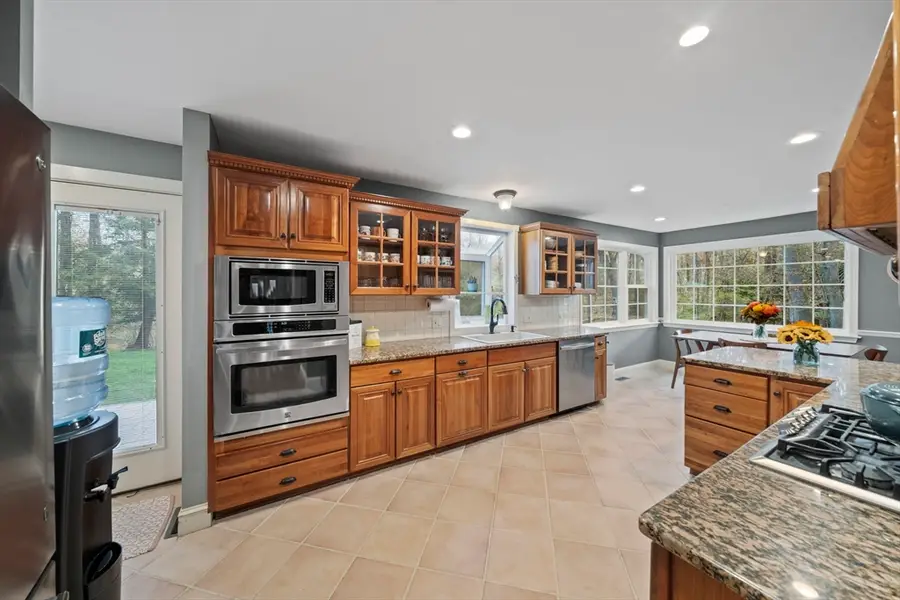 30 Mallard Dr, Sharon, MA 02067 - #3