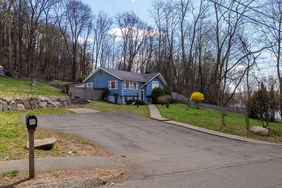 17 Golden Hill Avenue, Haverhill, MA 01830 - #3