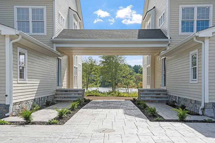 206 W Main St #9, Georgetown, MA 01833 - #3