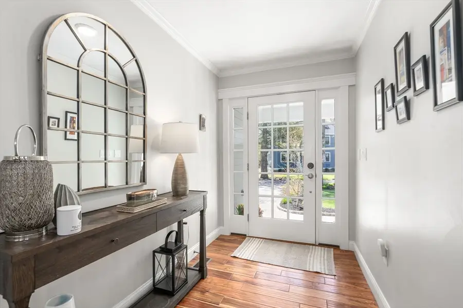 6 Hale Place, Medfield, MA 02052 - #2