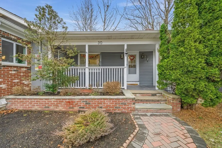 30 Glendale Ave, Uxbridge, MA 01569 - #2