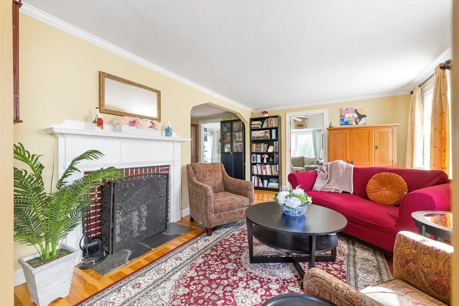 98 Cherry St, Newton, MA 02465 - #2