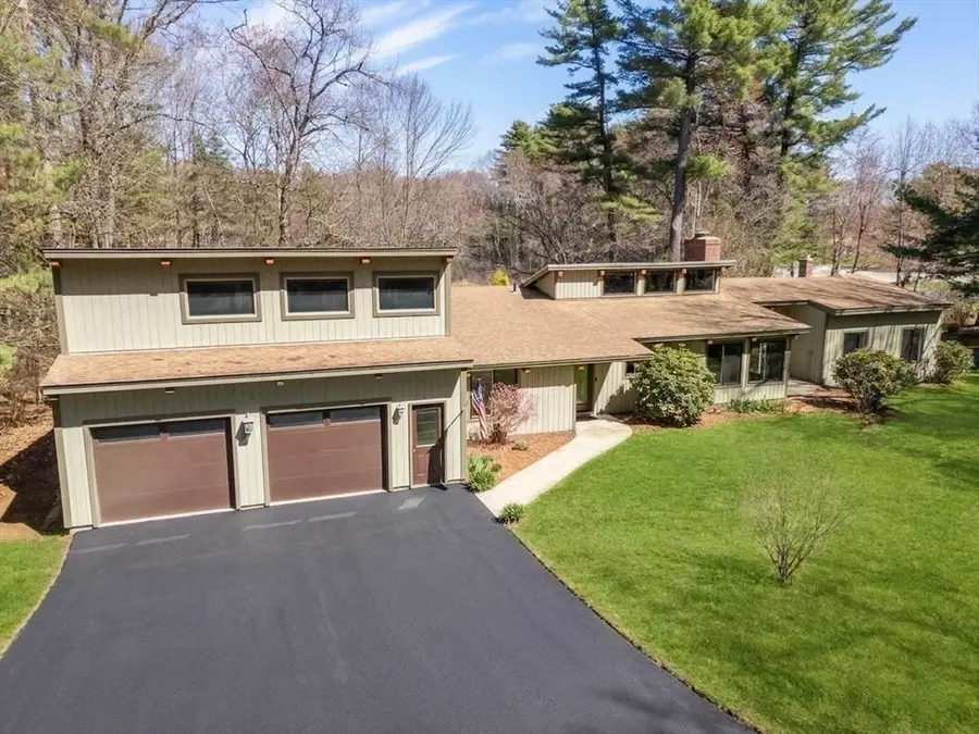 6 Cranberry Ln, Hudson, MA 01749 - #2