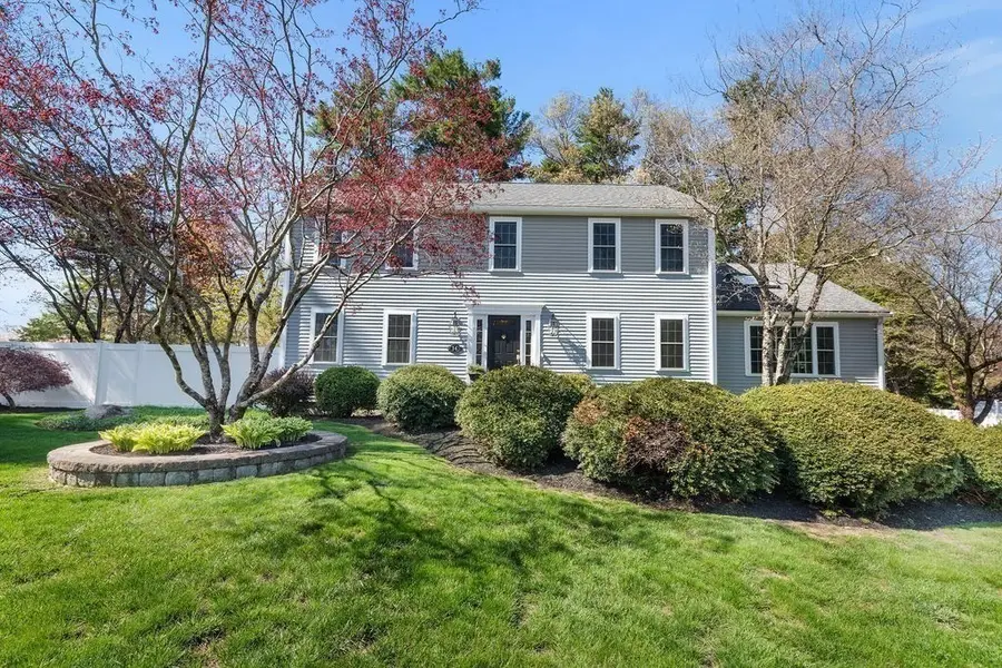 14 Lancelot Ln, Mansfield, MA 02048 - #2