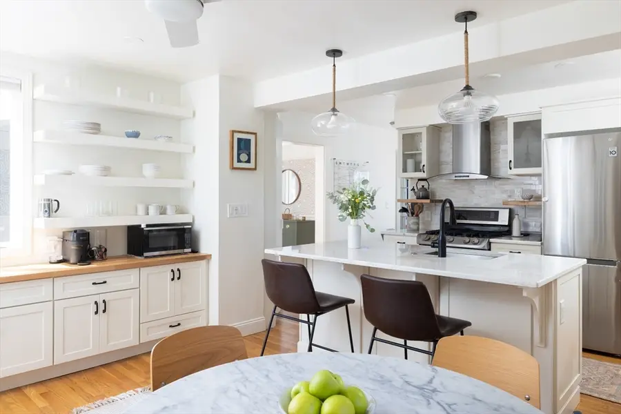 216 Waverley Ave, Newton, MA 02468 - #2