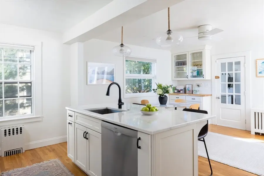 216 Waverley Ave, Newton, MA 02468 - #3