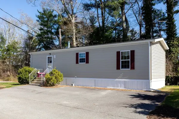 8 Swifts Beach Road #33, Wareham, MA 02571