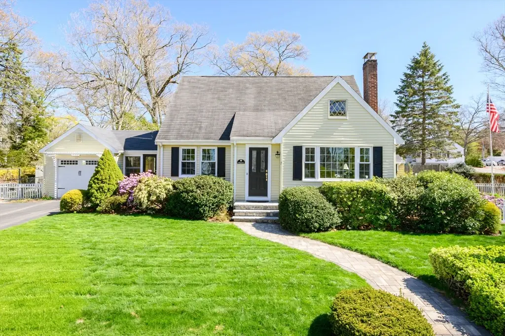 7 Arbutus Avenue, Braintree, MA 02184 - #1