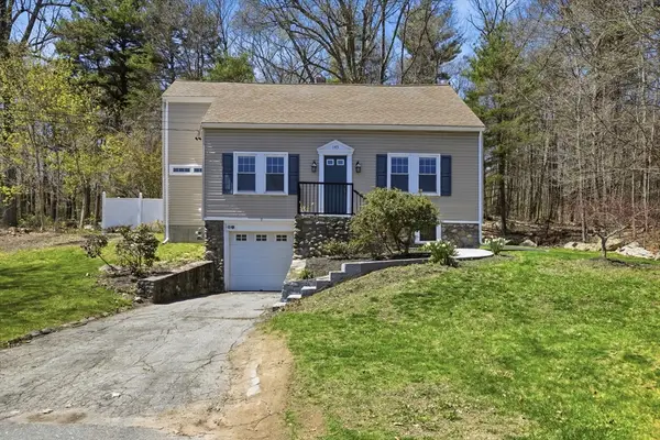 145 Boylston Cir, Shrewsbury, MA 01545