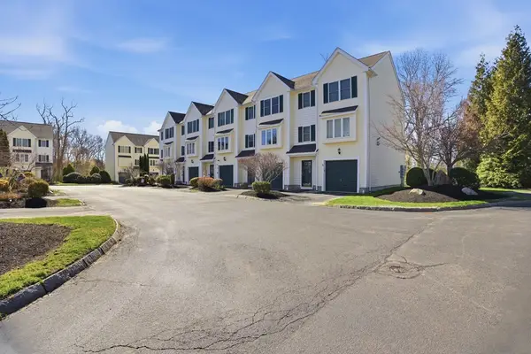 12 Partridge Ln #D, Salisbury, MA 01952